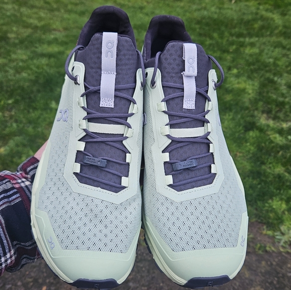 New men's on cloud - Picture 2 of 4